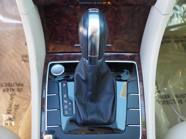 used 2013 Volkswagen Passat car
