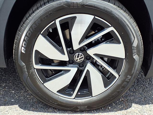 new 2026 Volkswagen Atlas car, priced at $46,635