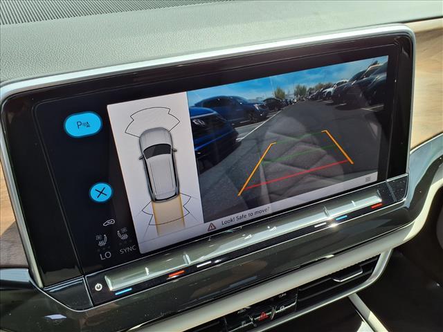 new 2026 Volkswagen Atlas car, priced at $46,178