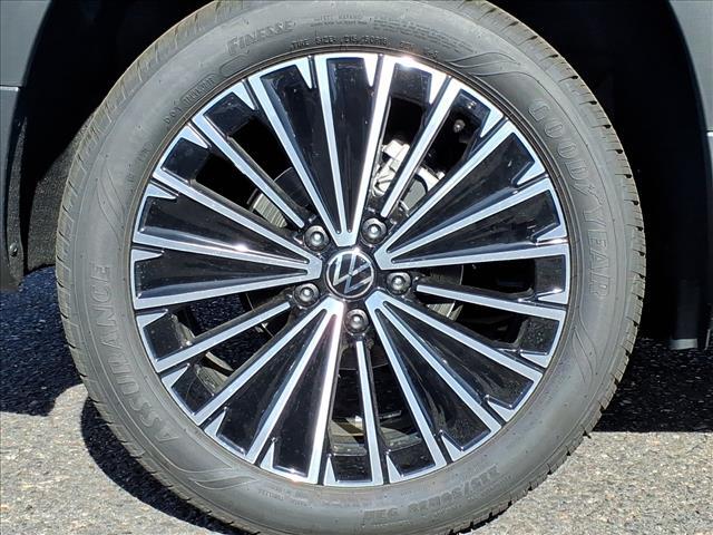 new 2026 Volkswagen Taos car, priced at $30,810