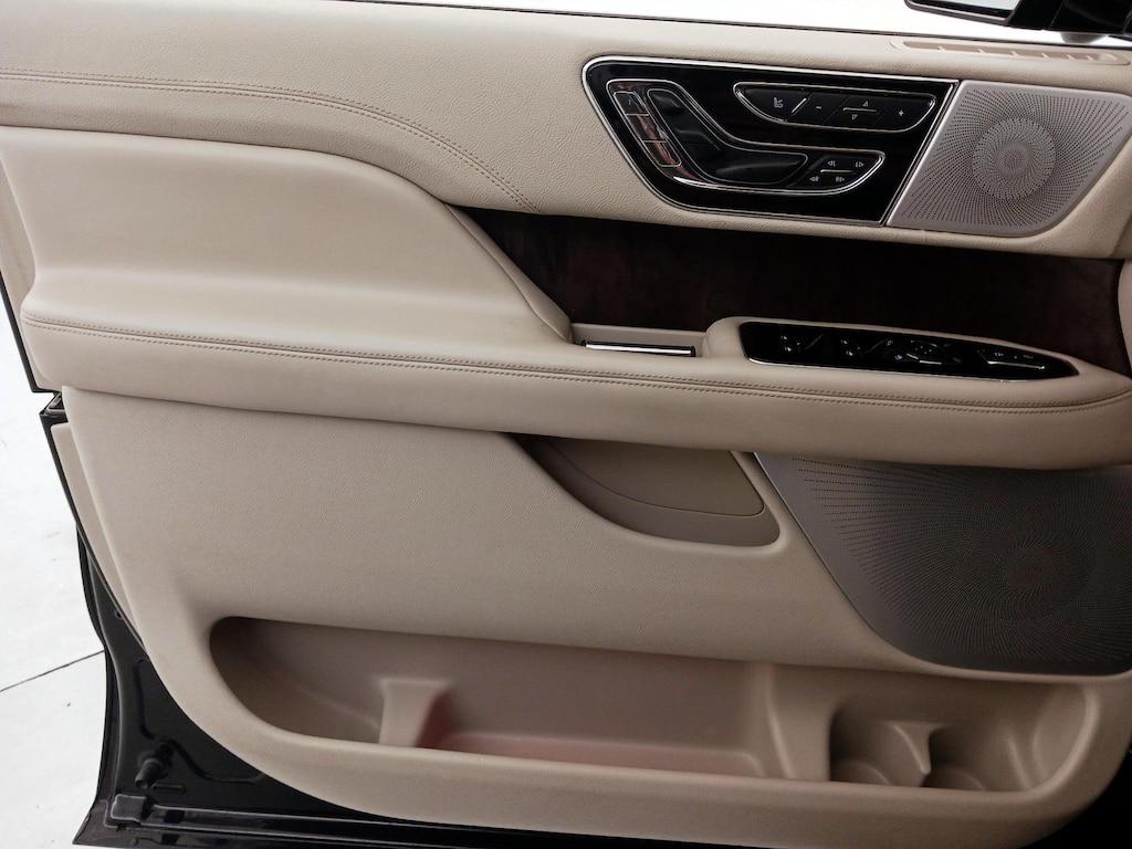 used 2020 Lincoln Navigator car, priced at $44,998