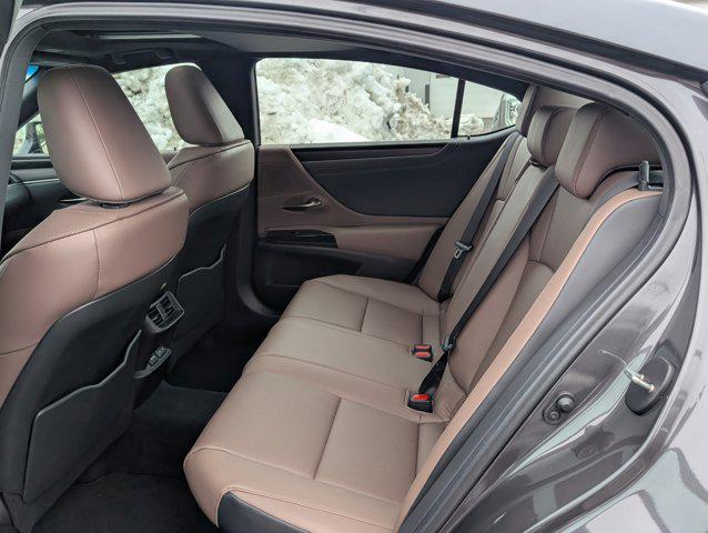 used 2025 Lexus ES 300h car, priced at $44,891