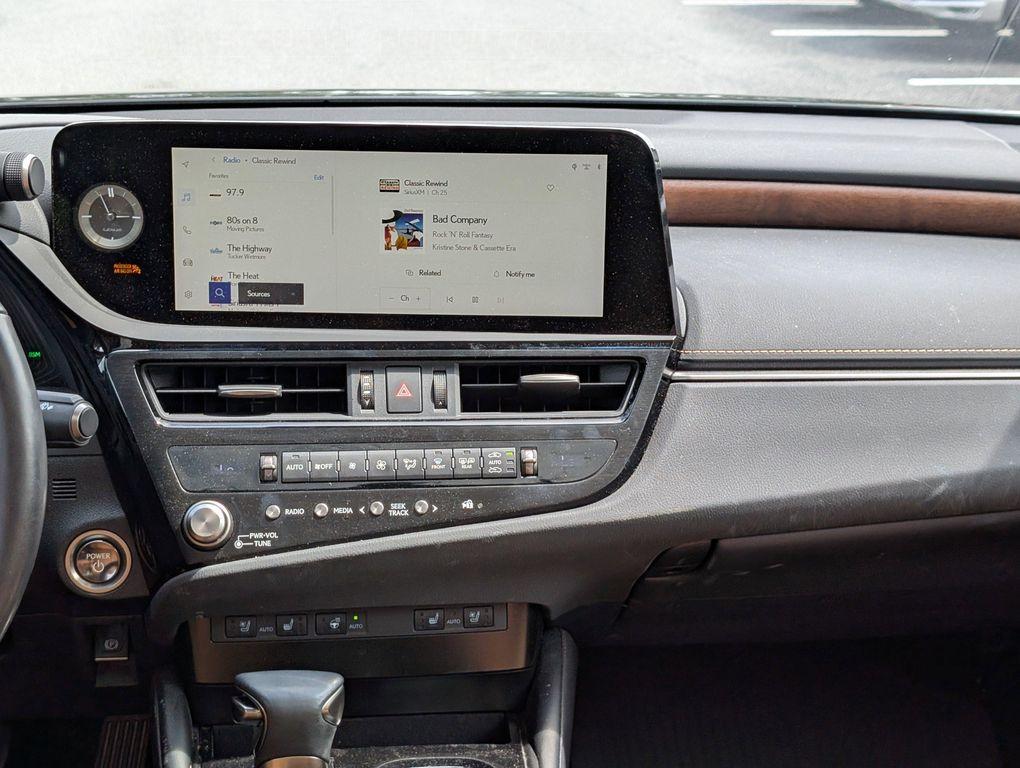 used 2023 Lexus ES 300h car, priced at $42,799