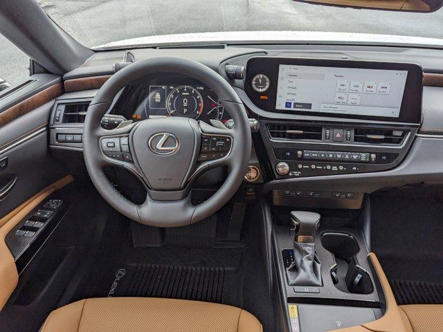 new 2025 Lexus ES 350 car, priced at $43,575