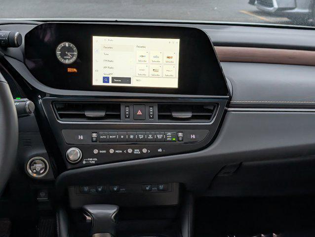 used 2025 Lexus ES 300h car, priced at $43,991