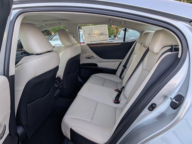 new 2025 Lexus ES 350 car, priced at $48,939