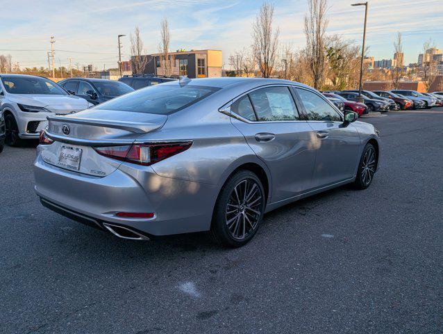 new 2025 Lexus ES 350 car, priced at $48,939