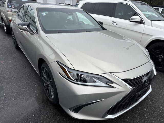 used 2022 Lexus ES 350 car, priced at $31,491