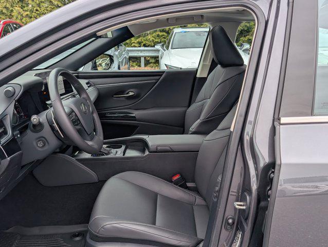 used 2025 Lexus ES 350 car, priced at $42,789