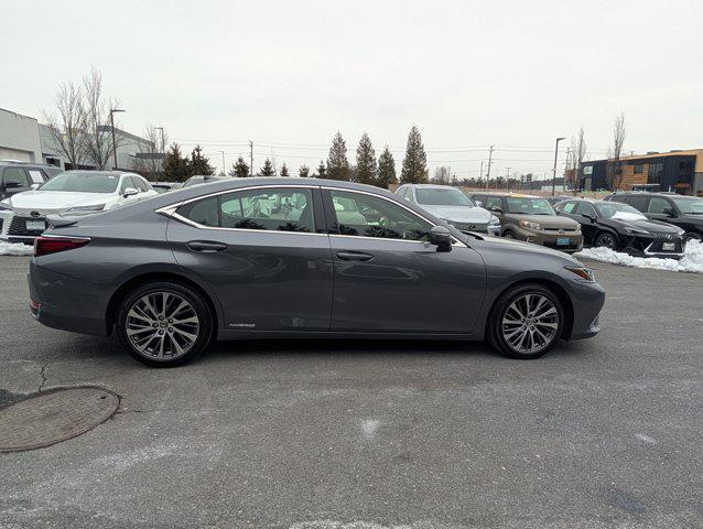 used 2019 Lexus ES 300h car, priced at $27,549