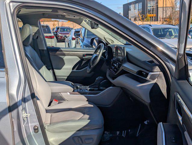 used 2023 Toyota Highlander car, priced at $40,741