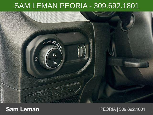 new 2026 Jeep Gladiator car, priced at $45,342