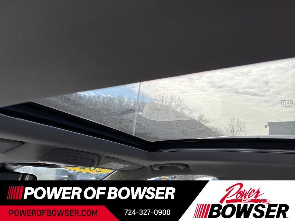 used 2020 Chevrolet Equinox car, priced at $18,369