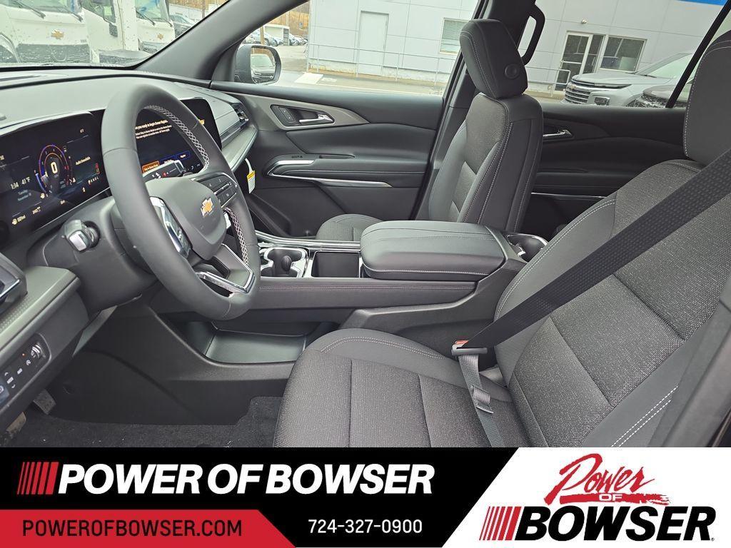 new 2026 Chevrolet Traverse car, priced at $44,117