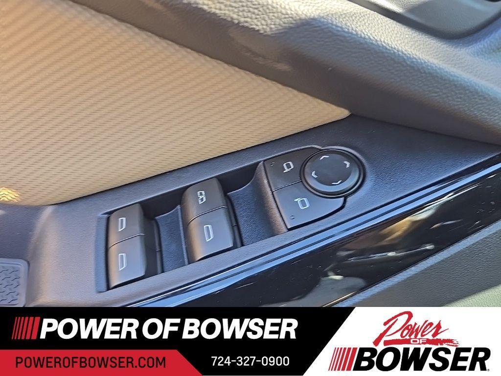 new 2026 Chevrolet Equinox car, priced at $37,828