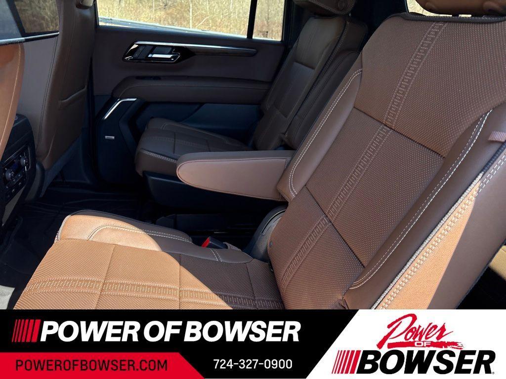 new 2026 Chevrolet Suburban car, priced at $101,097