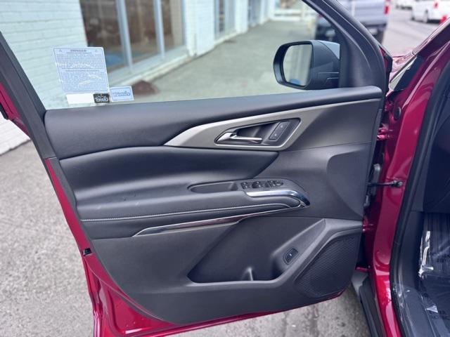 new 2025 Chevrolet Traverse car, priced at $41,690