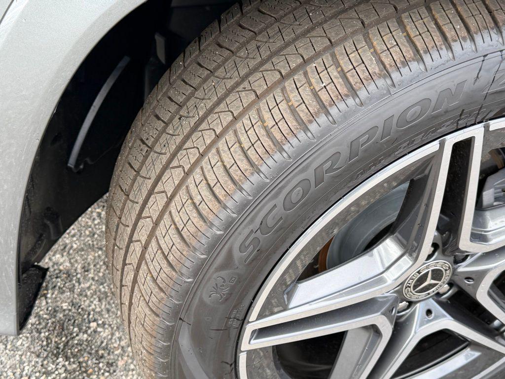 new 2026 Mercedes-Benz GLS 450 car, priced at $96,235