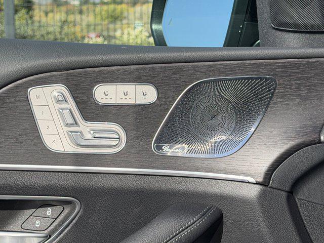 new 2026 Mercedes-Benz GLS 450 car, priced at $93,615