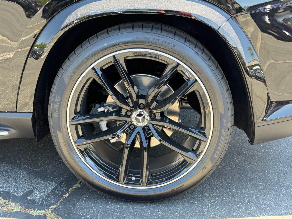 new 2026 Mercedes-Benz GLS 450 car, priced at $103,645