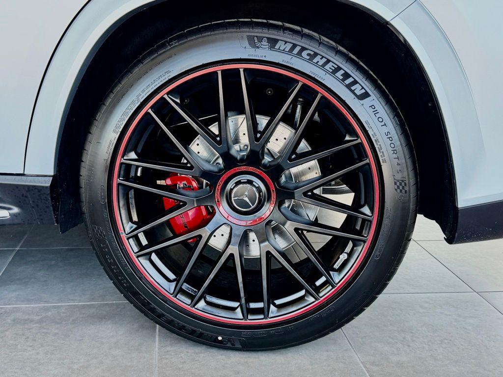 new 2026 Mercedes-Benz AMG GLS 63 car, priced at $180,100
