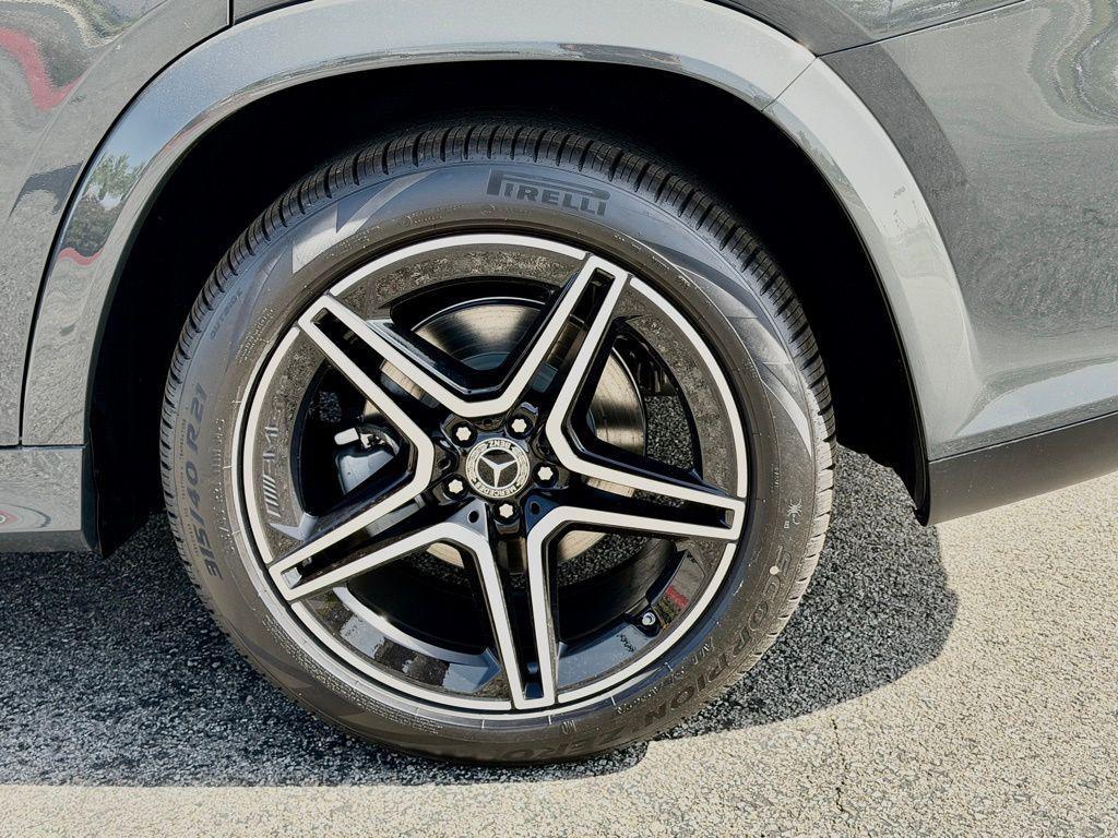 new 2026 Mercedes-Benz GLS 450 car, priced at $97,450