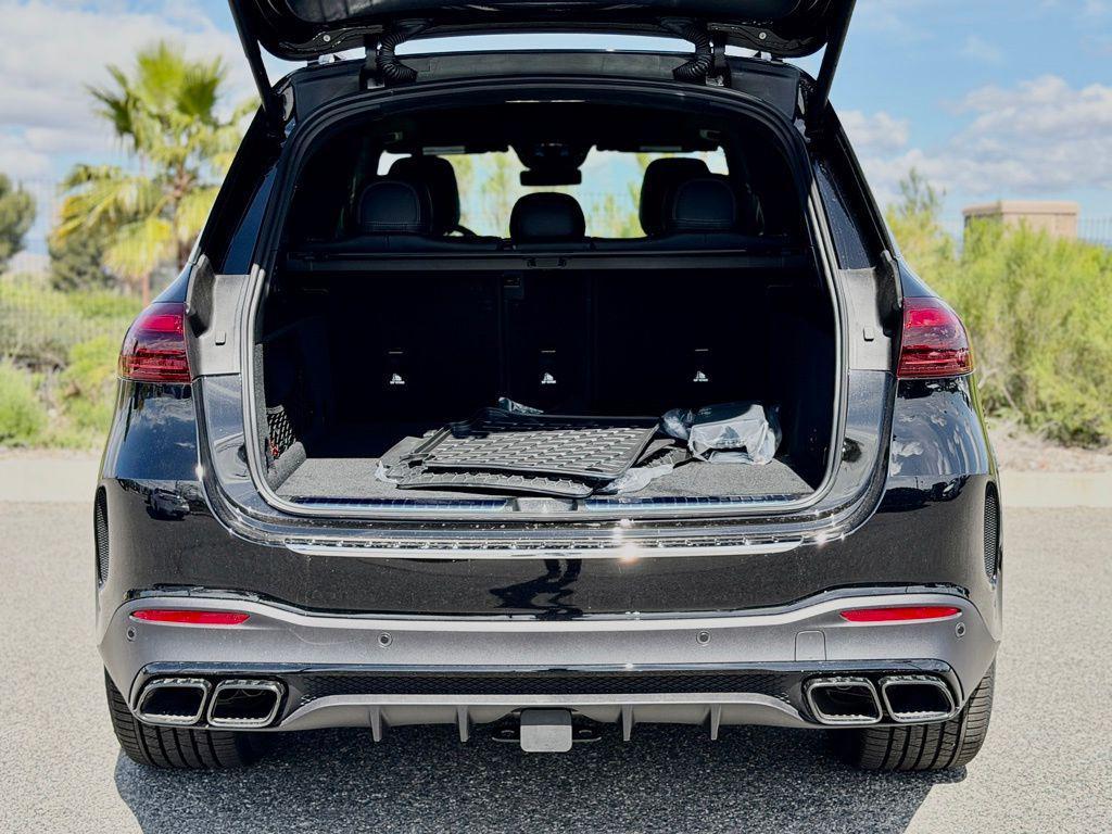 new 2026 Mercedes-Benz AMG GLE 63 car, priced at $137,250