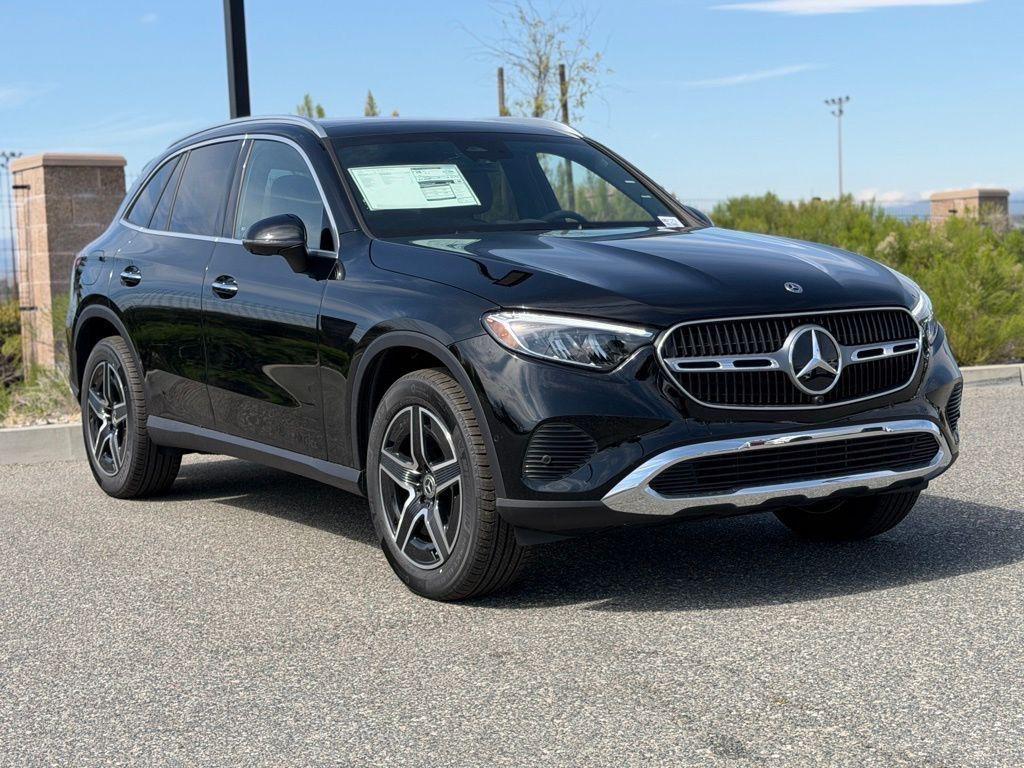 new 2026 Mercedes-Benz GLC 300 car
