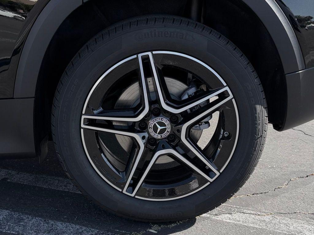 new 2026 Mercedes-Benz GLB 250 car, priced at $49,895