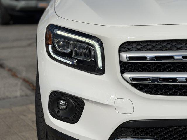 used 2021 Mercedes-Benz GLB 250 car, priced at $24,700