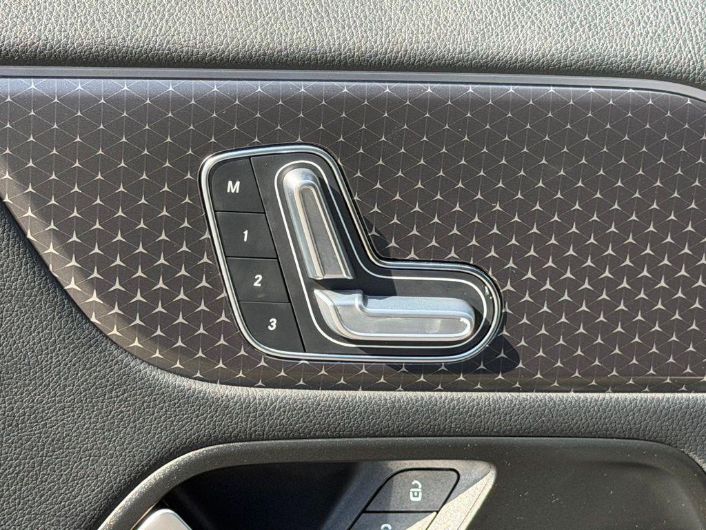 used 2026 Mercedes-Benz GLA 250 car, priced at $45,000