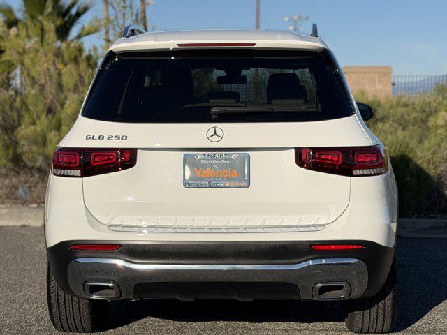 used 2022 Mercedes-Benz GLB 250 car, priced at $25,800