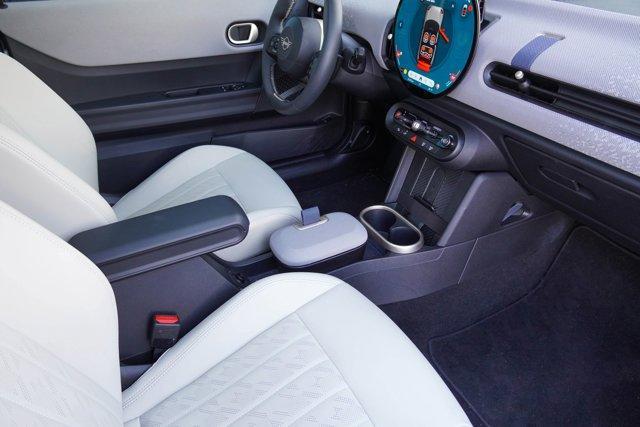 used 2025 MINI Hardtop car, priced at $29,491