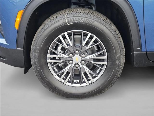 new 2026 Chevrolet Traverse car, priced at $43,090