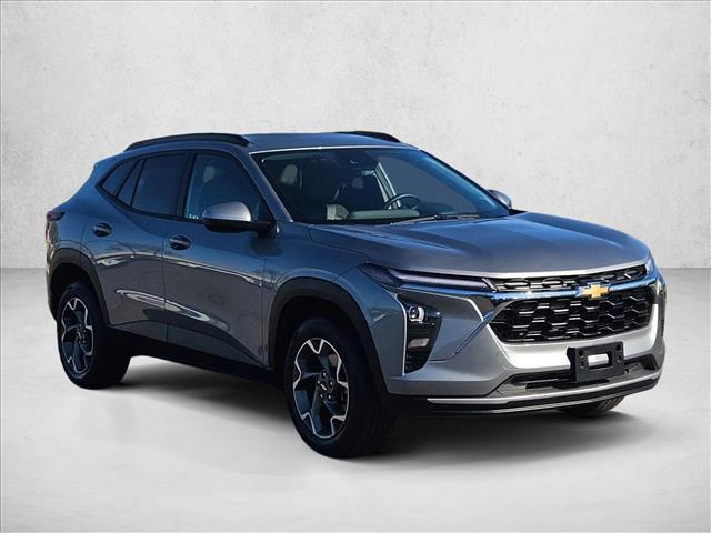 used 2025 Chevrolet Trax car, priced at $19,983