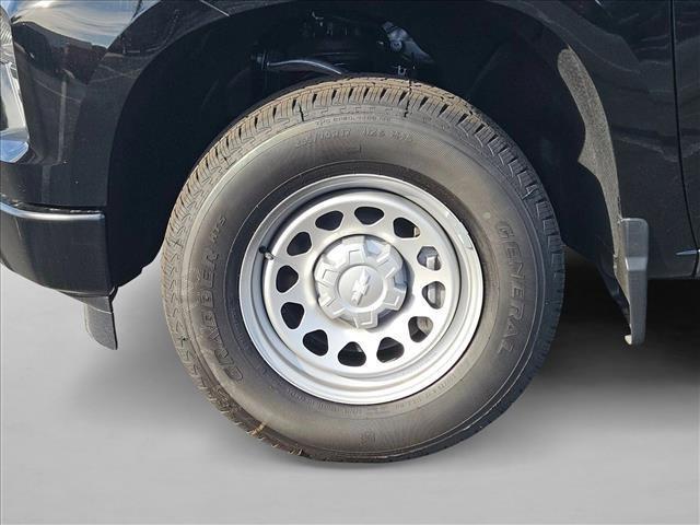 new 2026 Chevrolet Silverado 1500 car, priced at $32,905