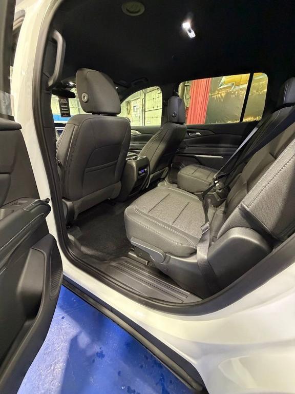 new 2026 Chevrolet Traverse car, priced at $39,799