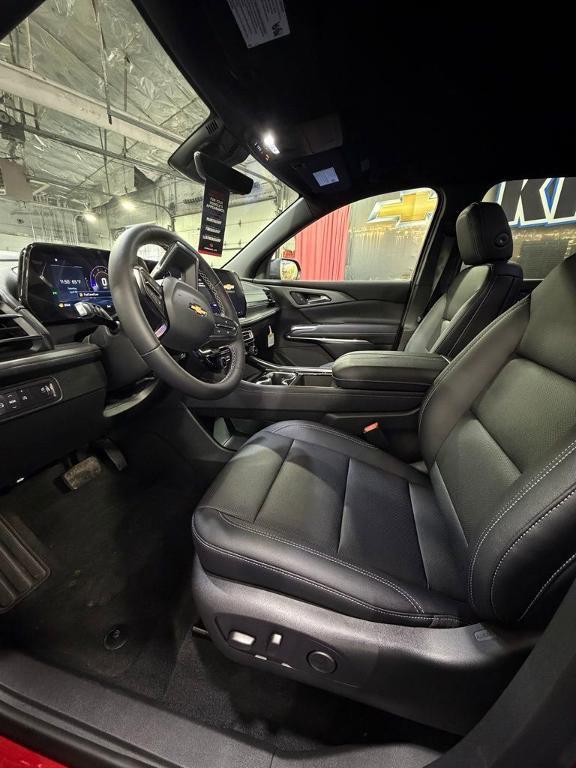 new 2026 Chevrolet Traverse car, priced at $41,657