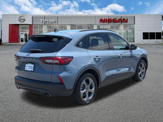 used 2025 Ford Escape car, priced at $25,070