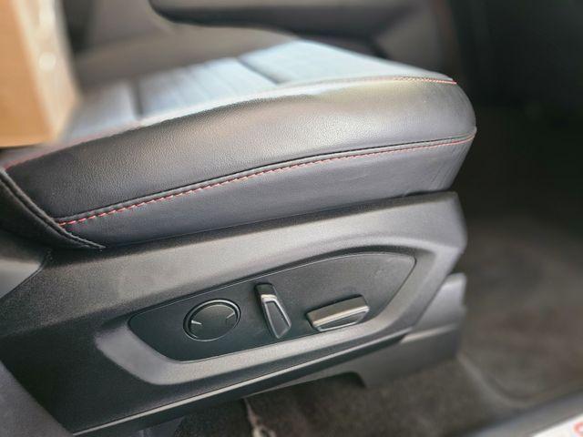 used 2025 Ford Explorer car, priced at $39,072