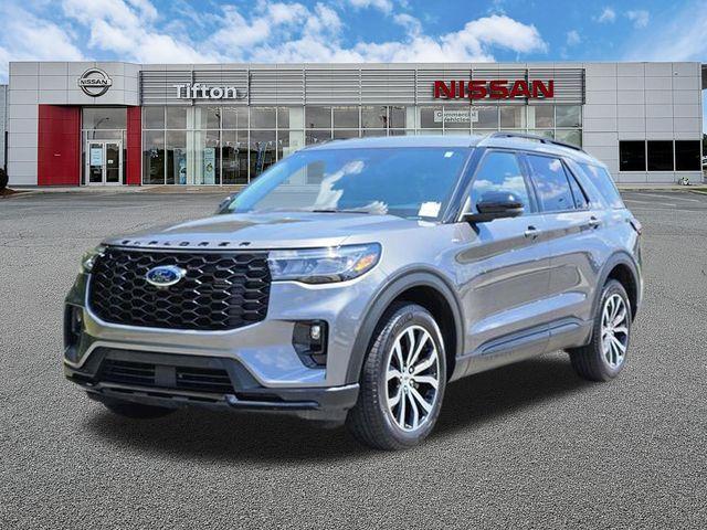 used 2025 Ford Explorer car, priced at $39,072