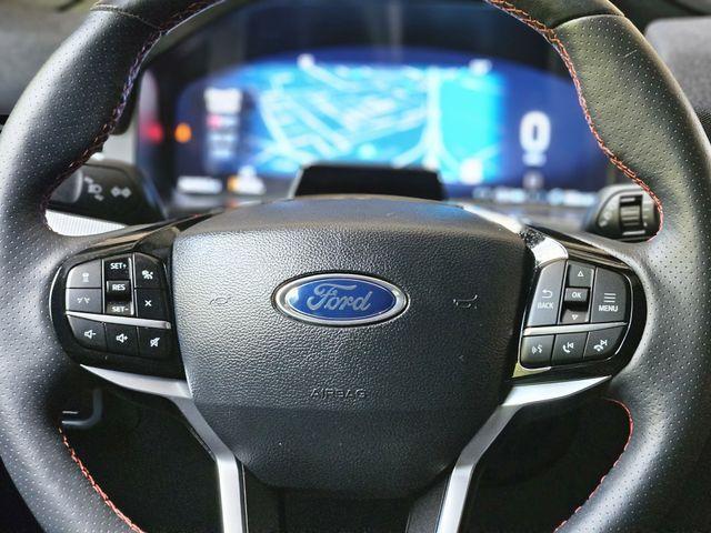 used 2025 Ford Explorer car, priced at $39,072