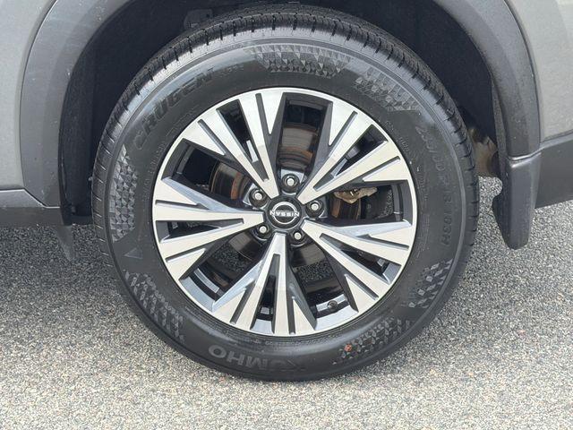 used 2023 Nissan Rogue car, priced at $24,106