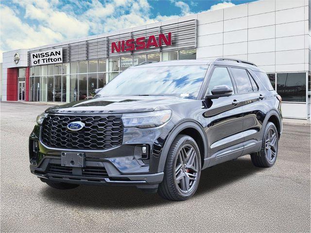 used 2025 Ford Explorer car, priced at $36,919