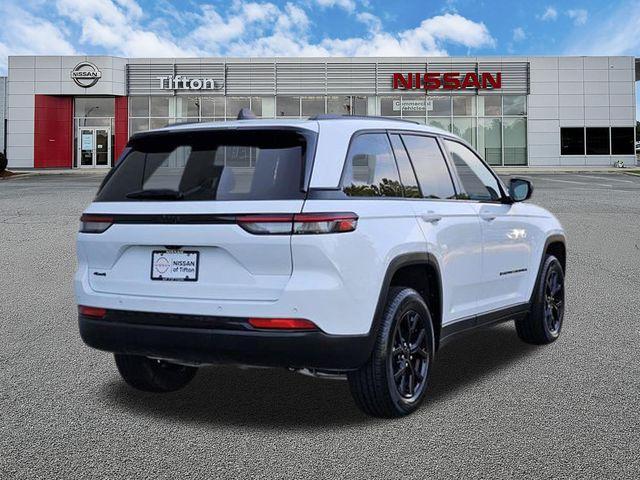 used 2025 Jeep Grand Cherokee car, priced at $33,736