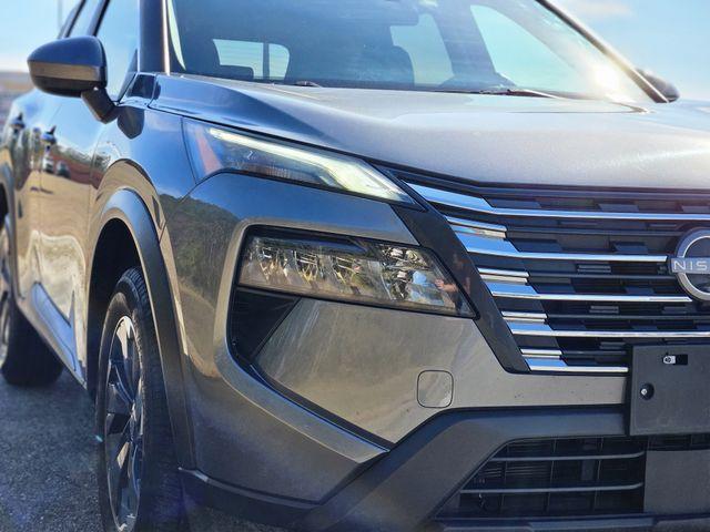 used 2024 Nissan Rogue car, priced at $21,244