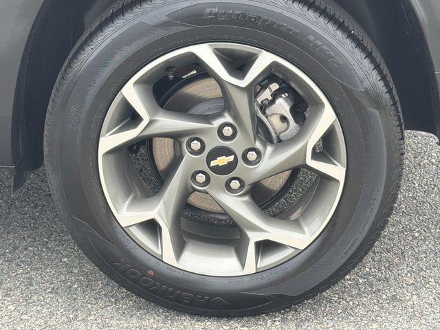 used 2025 Chevrolet Trax car, priced at $24,026