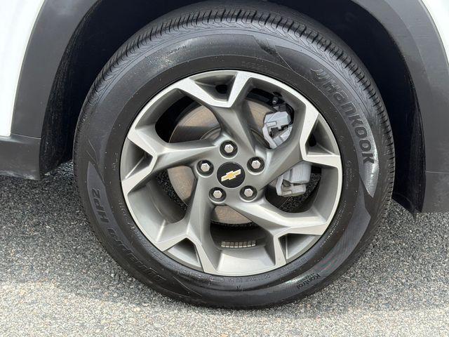used 2025 Chevrolet Trax car, priced at $24,026