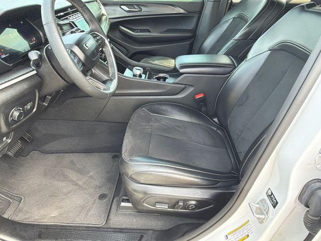 used 2024 Jeep Grand Cherokee car, priced at $30,886