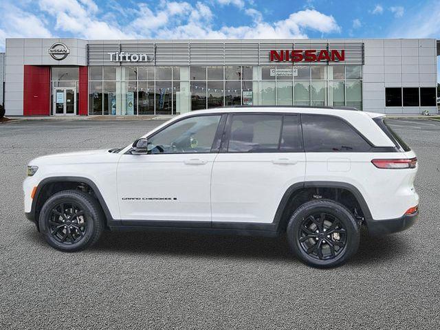 used 2025 Jeep Grand Cherokee car, priced at $33,087